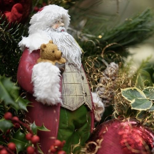 What’s In A Name? The Many Names Of Santa Claus Globally